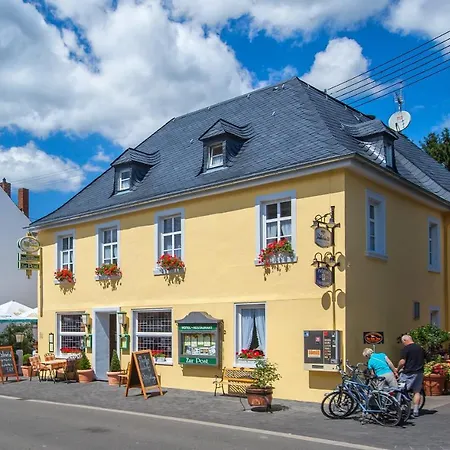 Zur Post Hotel 3*