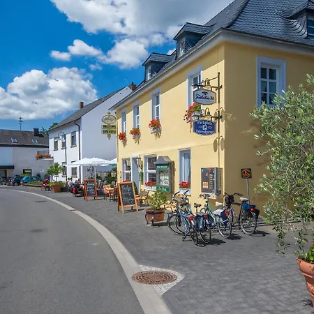 Zur Post 3* Mulheim an der Mosel