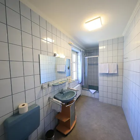 Zur Post 3* Mulheim an der Mosel