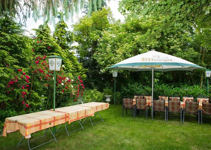 Zur Post مولهايم ان دور موسيل