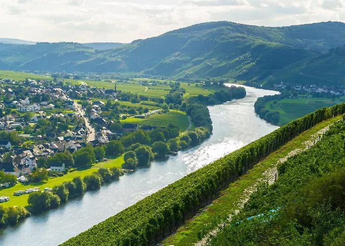 فندق Zur Post مولهايم ان دور موسيل