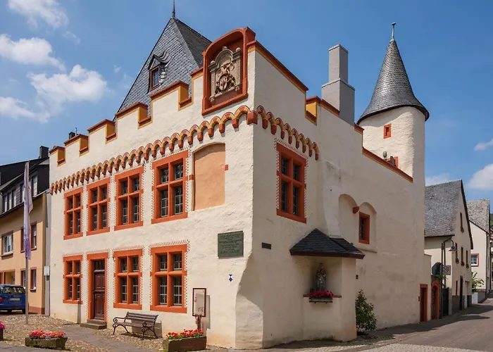 فندق Zur Post 3*