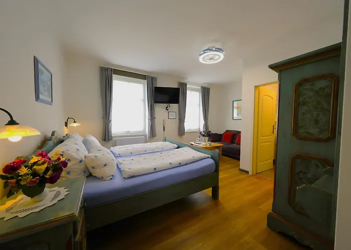 Zur Post 3* Mulheim an der Mosel