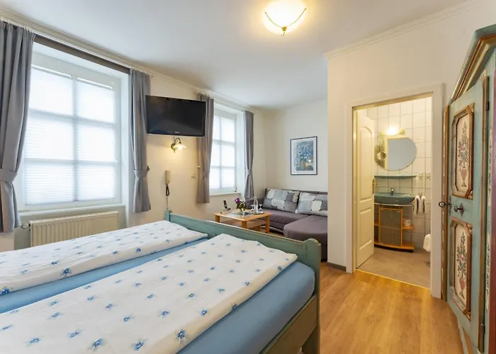 Zur Post 3* Mulheim an der Mosel